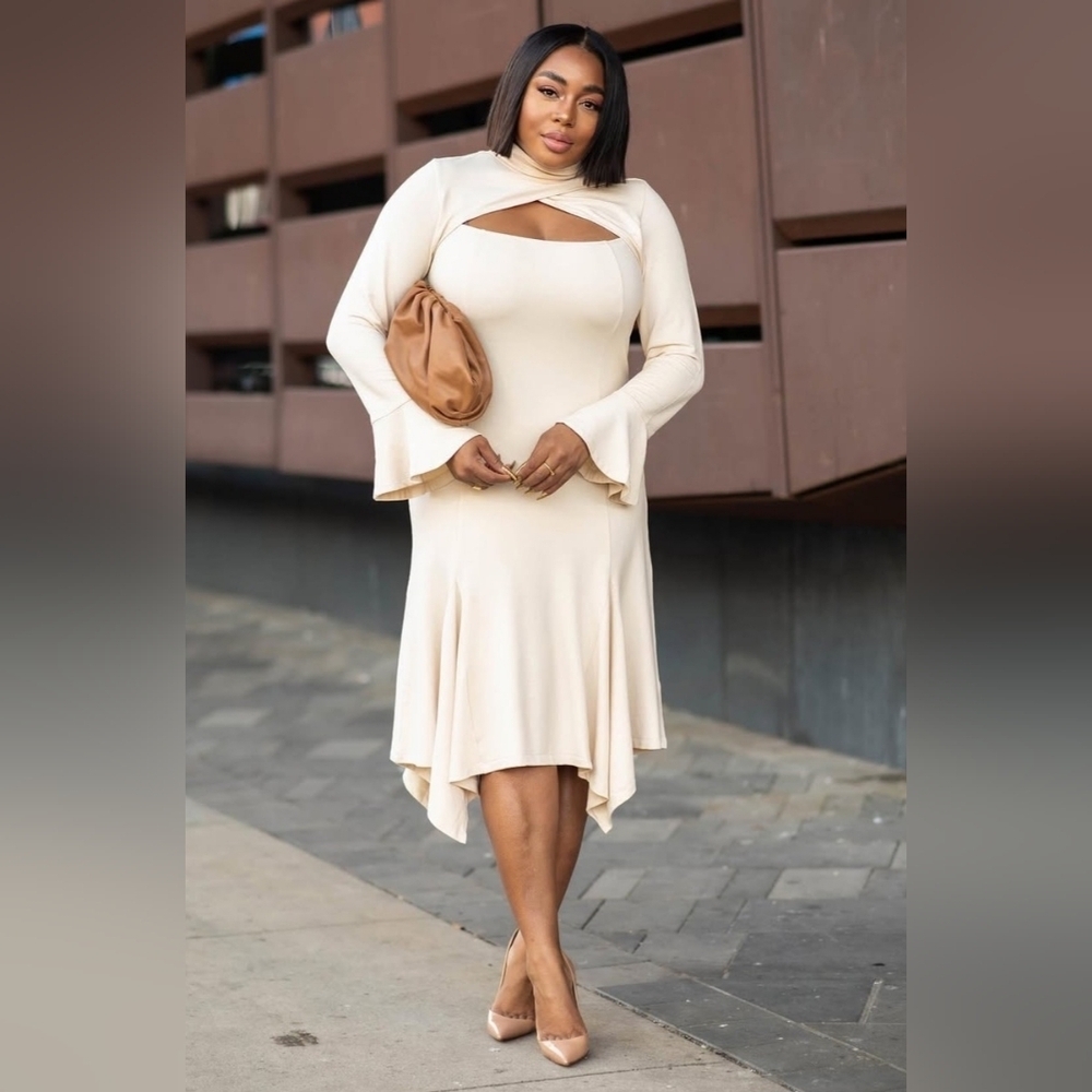 The Drop Kela Walker Crème Brûlée Dress Long Sleeve Belled Cuffs Asymmetrical M